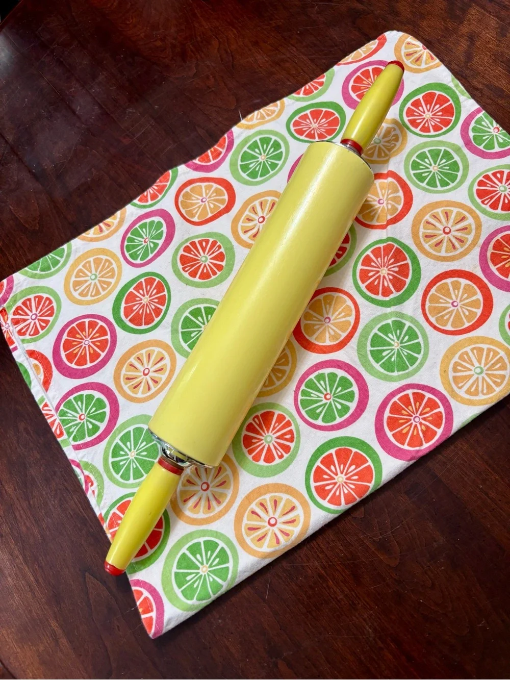 VTG 1950’s Yellow Melamine Rolling Pin with Red and Chrome Detailing MCM kitchen
